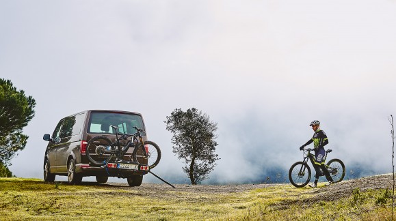 CRUZ Pivot R3 EU: Portabicicletas para Bola Abatible para 3 Bicicletas