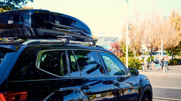 CRUZ Paddock elite R4 470NT: 470 litros de capacidad con un dise&ntilde;o deportivo